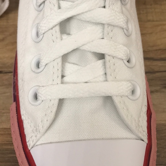 CONVERSE PLATFORM BRAND NEW - Picture 9 of 16